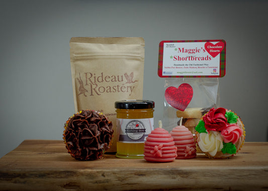 cupcake honey coffee beeswax candle shortbread
